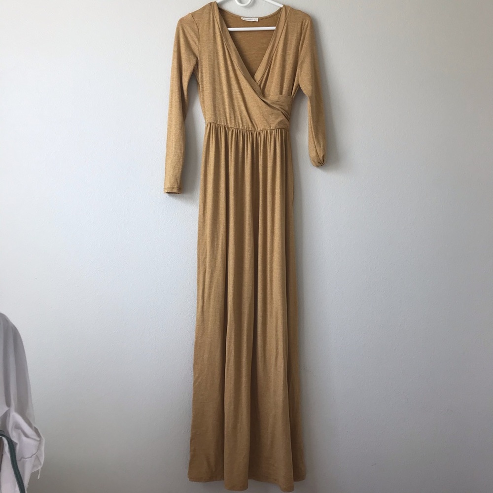 DRESS BUNDLE ✨ Gold Maxi Dress